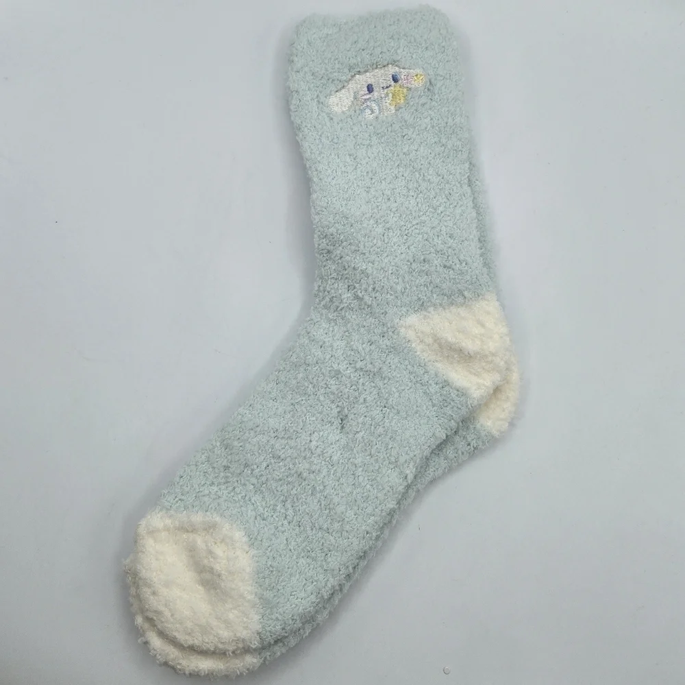 Sanrio Cinnamoroll Holding a Star Fuzzy Cozy Socks Blue and White